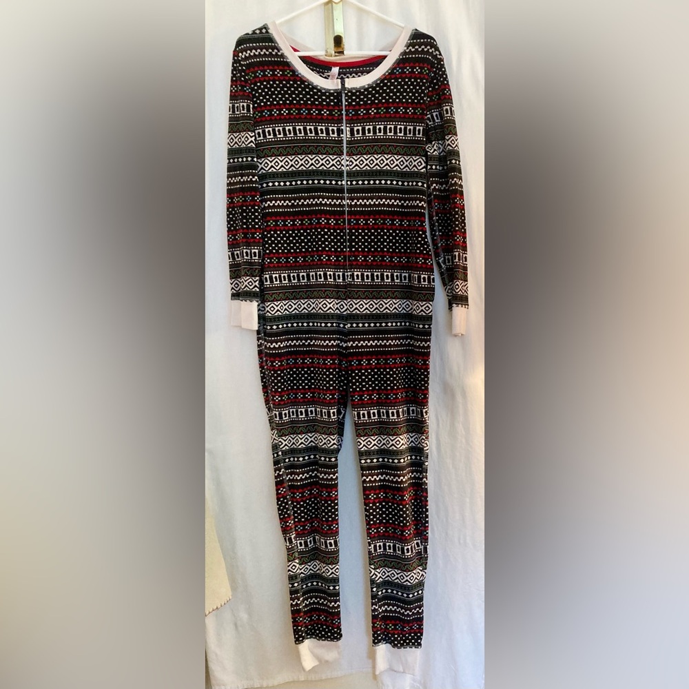 Xhilaration Fair Isle One-Piece Pajamas - Red, Black & White Size XS/S